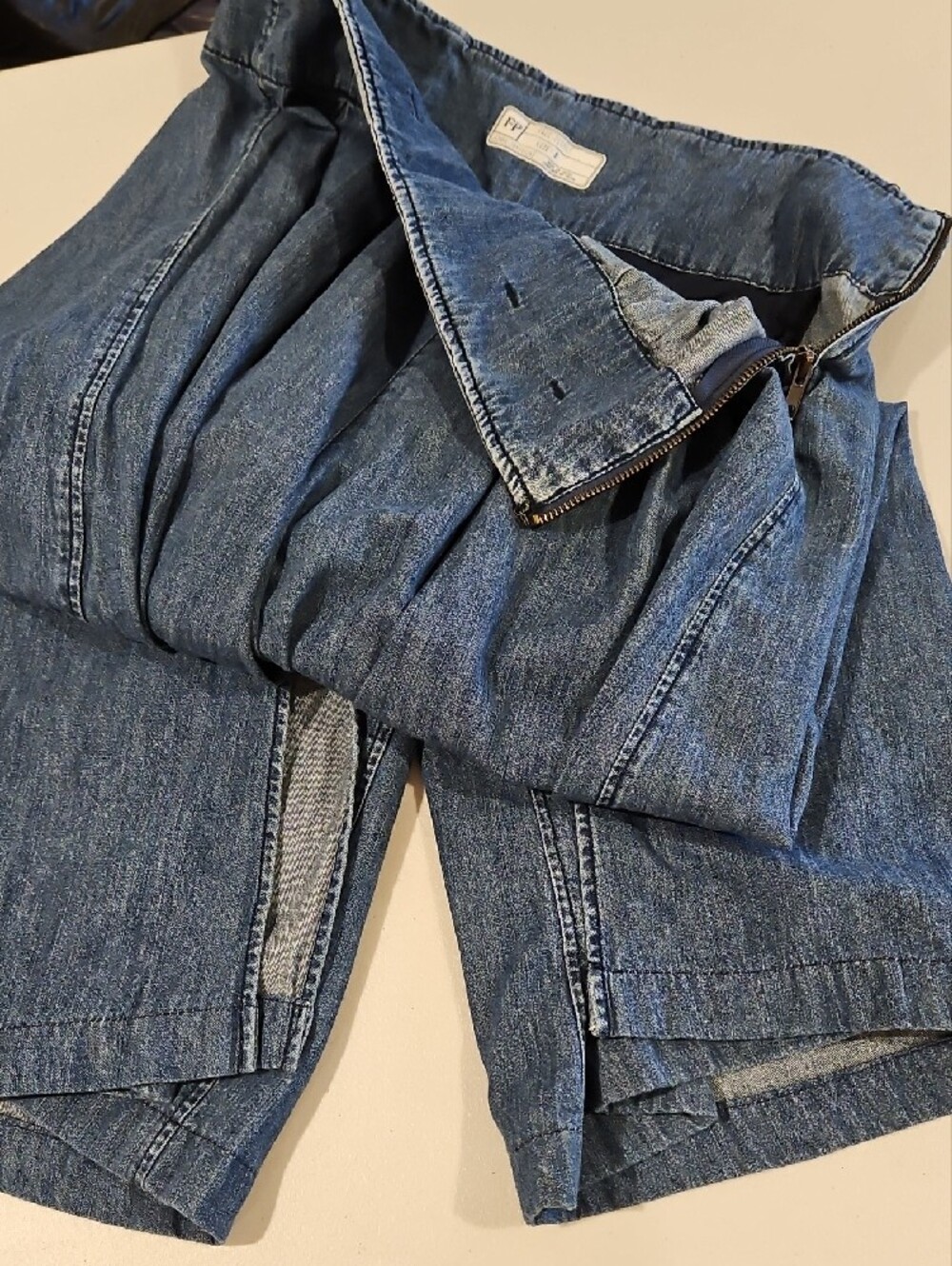 Free People Wide-Leg Soft Chambray Jeans - Dark Blue 0103 - Picture 14 of 16